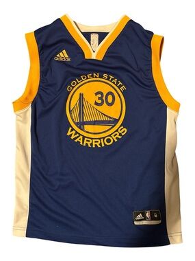 NBA Golden State Warriors Curry Youth Jersey Size: Medium.
